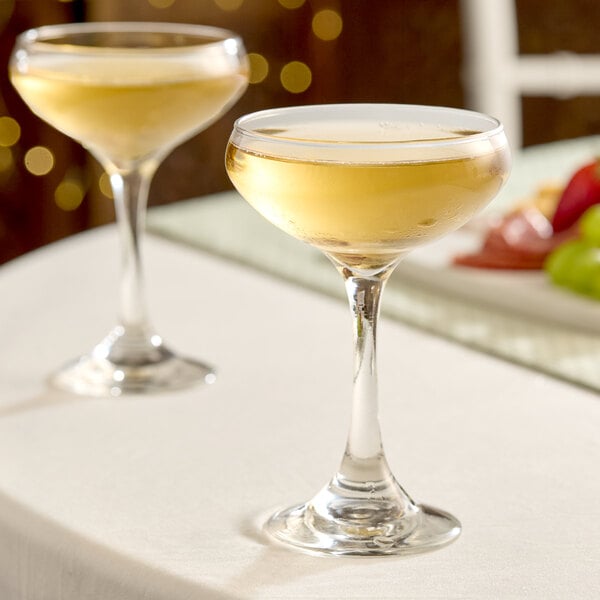 Acopa 8.5 oz. Coupe Cocktail Glass - 12/Case