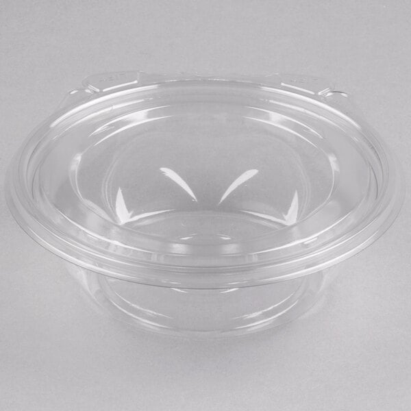 A Dart SafeSeal clear plastic bowl with a flat lid.