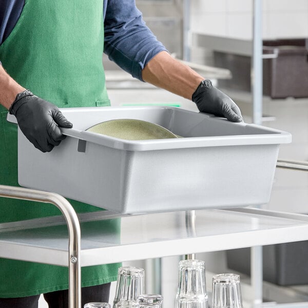 Rubbermaid® FG334992GRAY 20" x 15" x 5" Gray High-Density Polyethylene Bus Tub