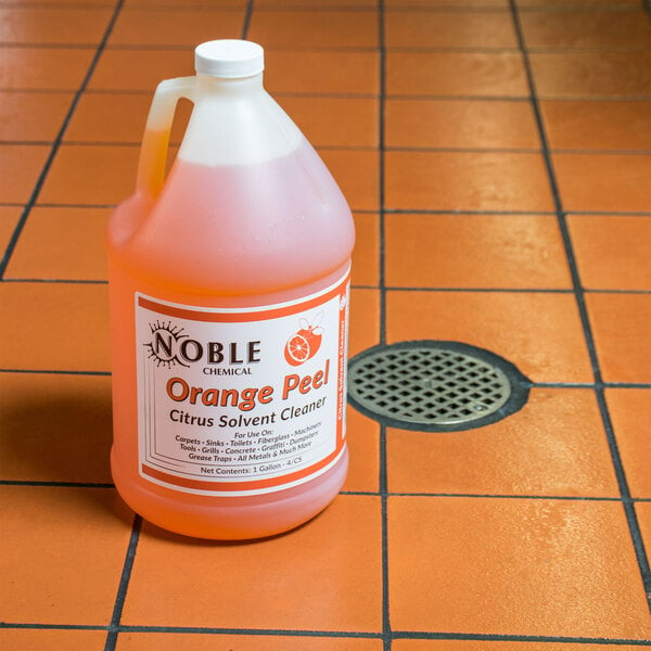 Noble Chemical 1 Gallon / 128 oz. Orange Peel Citrus Concentrated Solvent  Cleaner