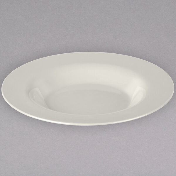 A white Carlisle Sierrus melamine bowl.