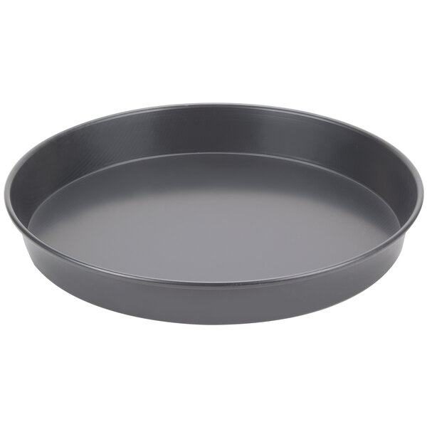 An American Metalcraft hard coat anodized aluminum round black pizza pan.