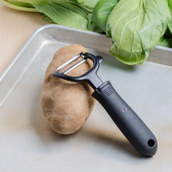 hand held potato peeler