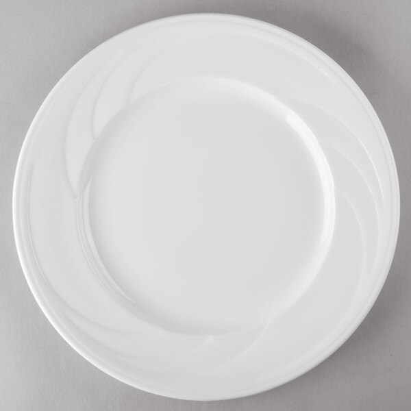 A Libbey Royal Rideau white porcelain plate with a circular edge.