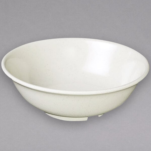 A white bowl with a white rim.