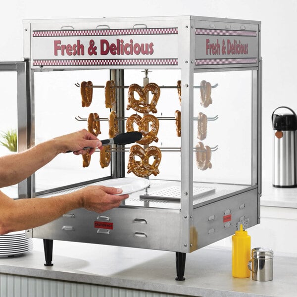 Benchmark USA 51018 Humidified Rotating Pizza / Pretzel Display Warmer with Pretzel Rack and 18" Pizza Rack - 120V, 1480W