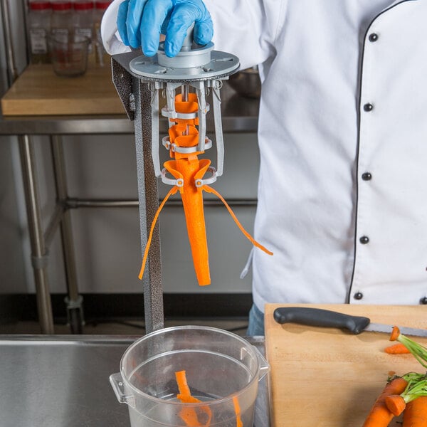 pampered chef carrot peeler