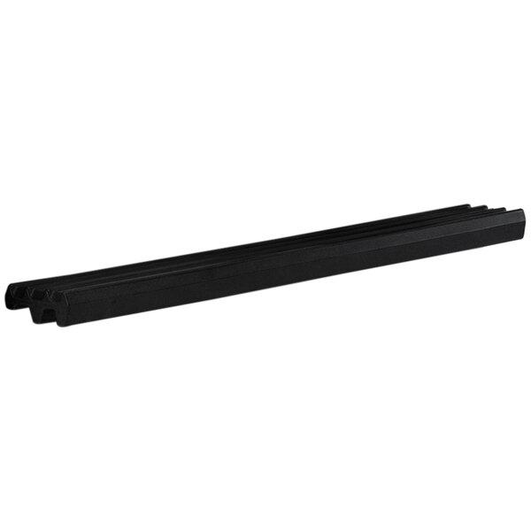 A black rectangular tray rail for Cambro Versa food bars on a white background.