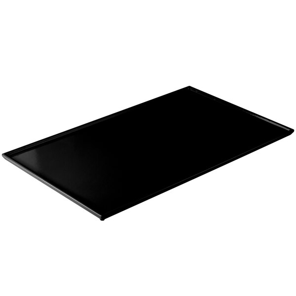 A black rectangular cast aluminum cooling platter.