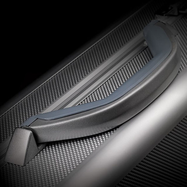 A close up of a Solo Titanium Pro Attache suitcase handle.