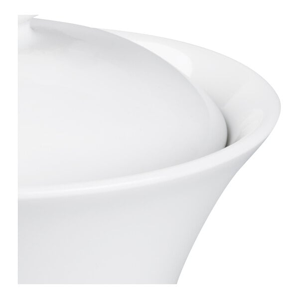 Schonwald Fine Dining 4 3/8" Continental White Porcelain Sugar Bowl with Lid - 6/Case