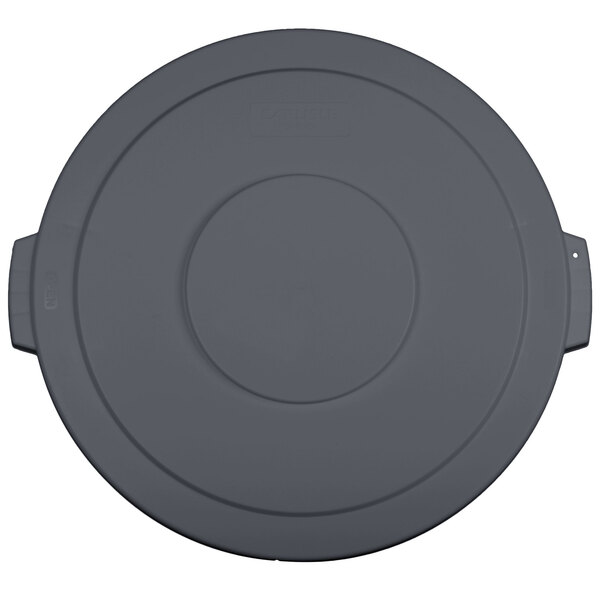 A grey plastic Carlisle round lid with a handle.