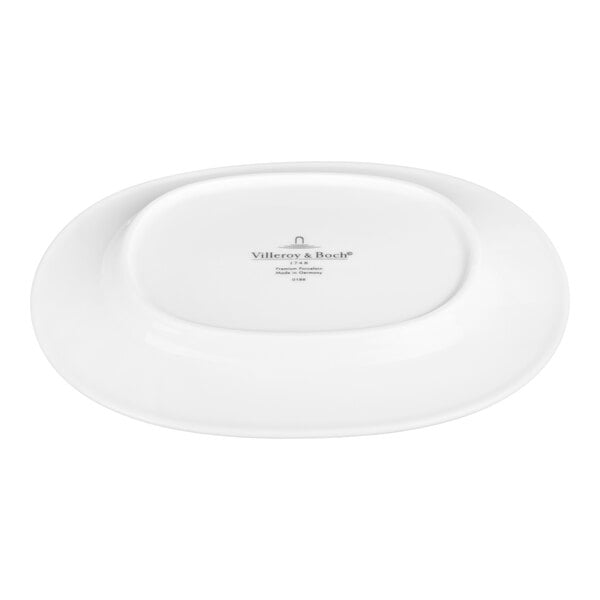 Villeroy & Boch Affinity 8 1/2" x 7 1/2" White Porcelain Oval Platter - 6/Case