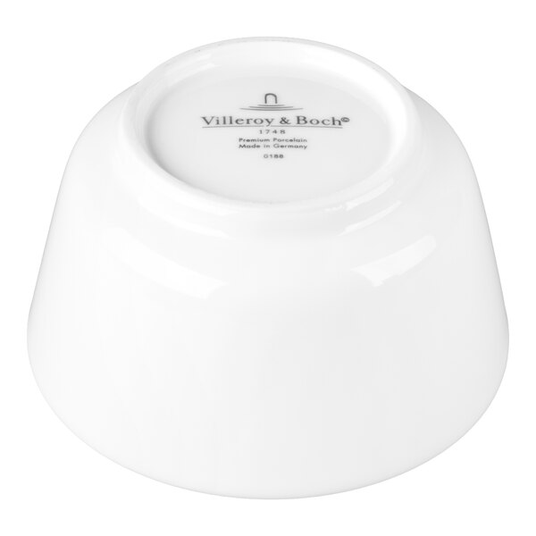 Villeroy & Boch Affinity 24.25 oz. White Porcelain Bowl - 6/Case
