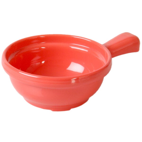 A red Thunder Group melamine soup bowl with a handle.