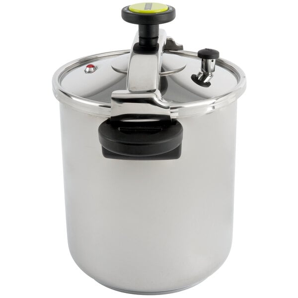 Monix 013204 Monix 34 Cup (17 Cup Raw) 8.5 qt. (8 Liter) Stainless Steel  Pressure Cooker with Steamer Basket