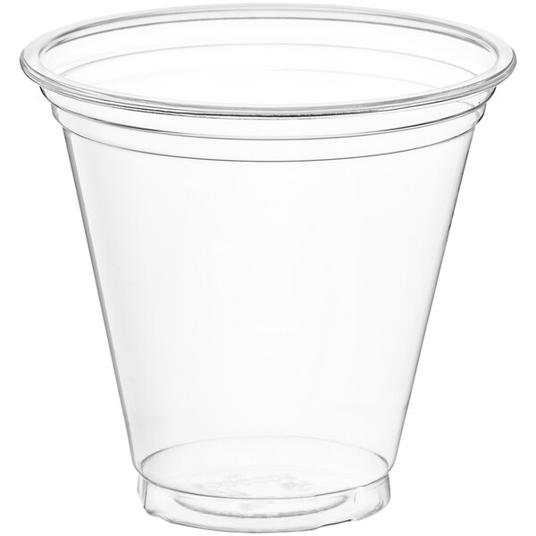 A clear plastic cup with a clear rim.