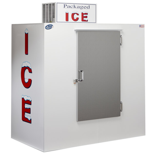 Leer single-door outdoor ice merchandiser