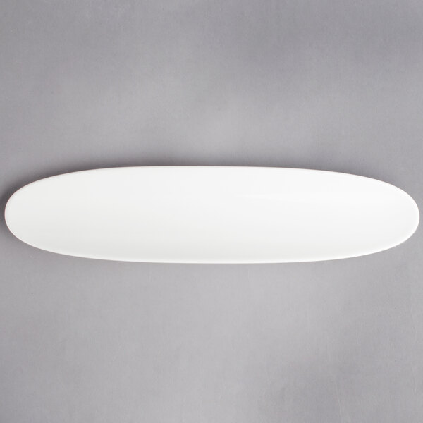 A white porcelain Villeroy & Boch gourmet boat with an oval shape.