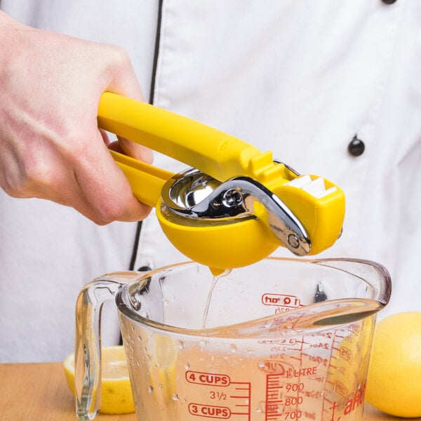 Green Glass Manual Fruit Juicer Hand Press Lemon Lime Orange Citrus Squeezer Measuring Mark Jug