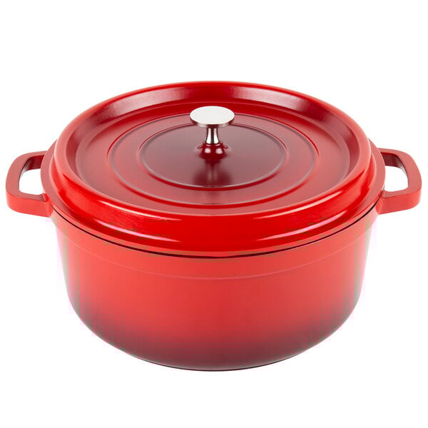A red round GET Heiss Dutch oven with a lid.