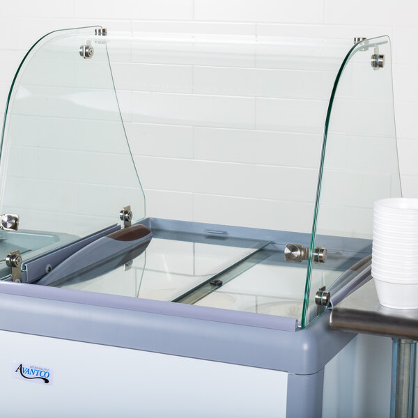 Avantco SNZGD4C Curved Glass Sneeze Guard 26"