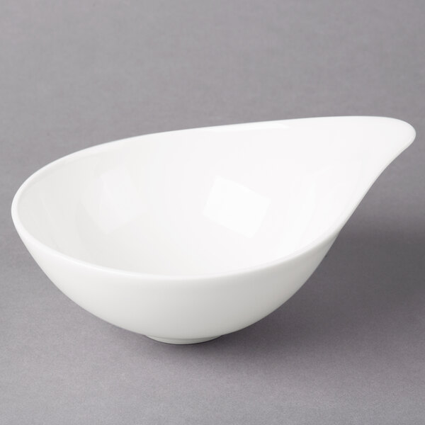 A white Villeroy & Boch Flow porcelain bowl.