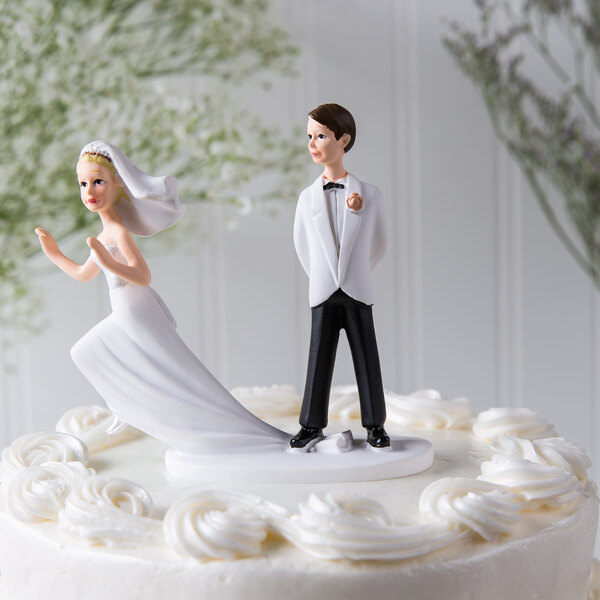 Wilton Runaway Bride Cake Topper Wilton Runaway Bride Cake Topper