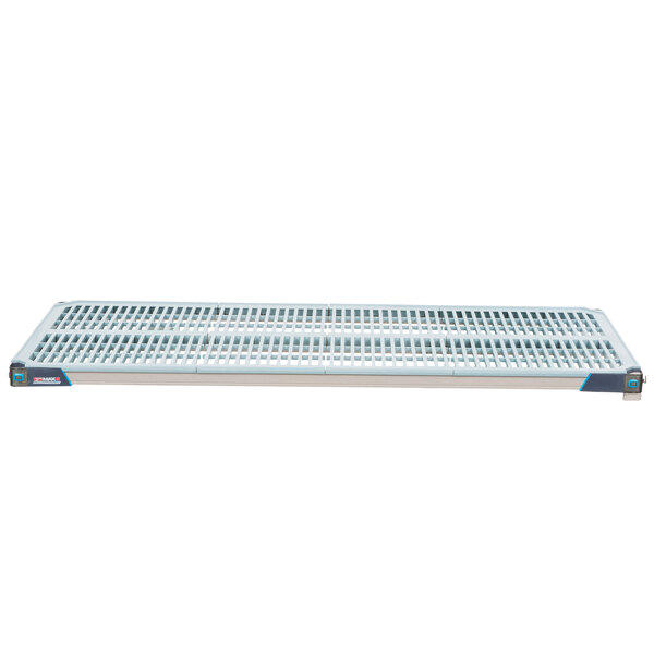 A white MetroMax metal grate.