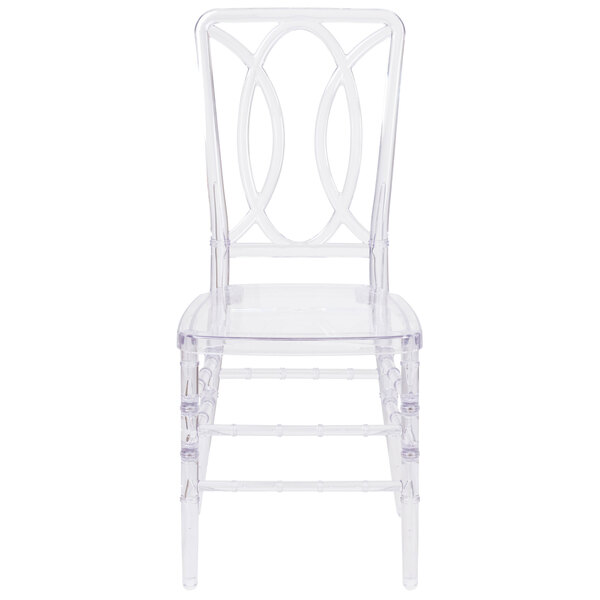 A Flash Furniture Elegance Chiavari clear plastic outdoor restaurant chair with a curved back.
