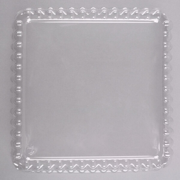 A clear square plastic lid for a Fineline square platter.