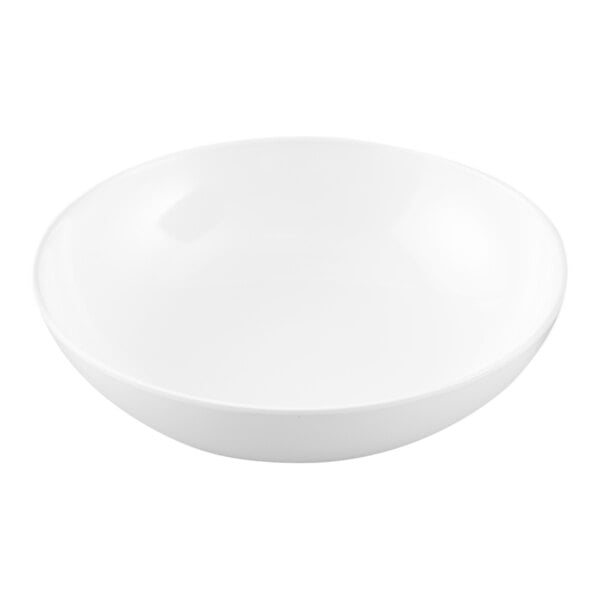 A white melamine bowl with a 19.2 oz. capacity.