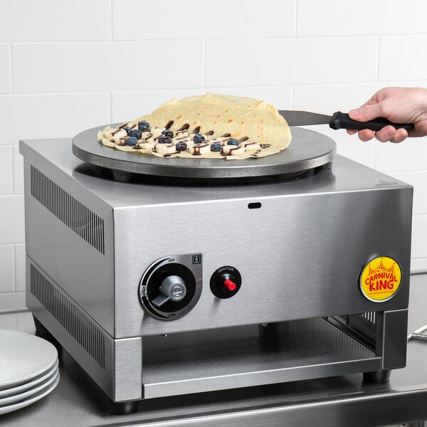 Restaurants Use HYDDNice Commercial Electric Crepe Maker Machine 8.7/22cm Pancake Baker Crepe Maker 1750W Heating Plate Crepe Griddle for Home 