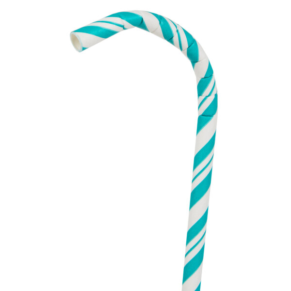 A blue and white striped straw.