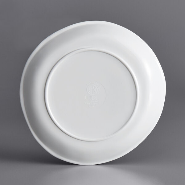 An American Metalcraft Crave white melamine bread and butter plate with a small rim on a white surface with a logo.