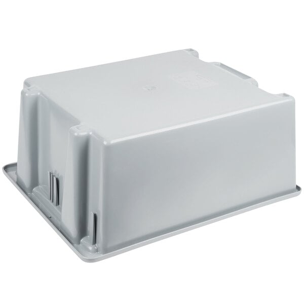 A gray Rubbermaid Palletote box with a lid.