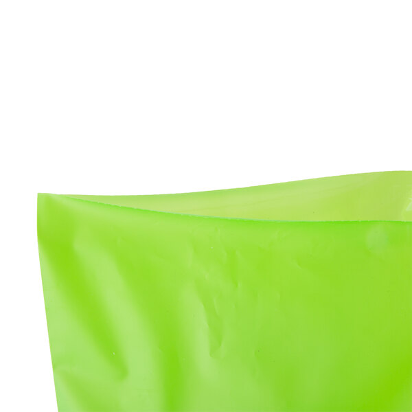 A roll of 100 green plastic Matfer Bourgeat pastry bags.
