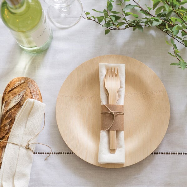 Round compostable bamboo plate
