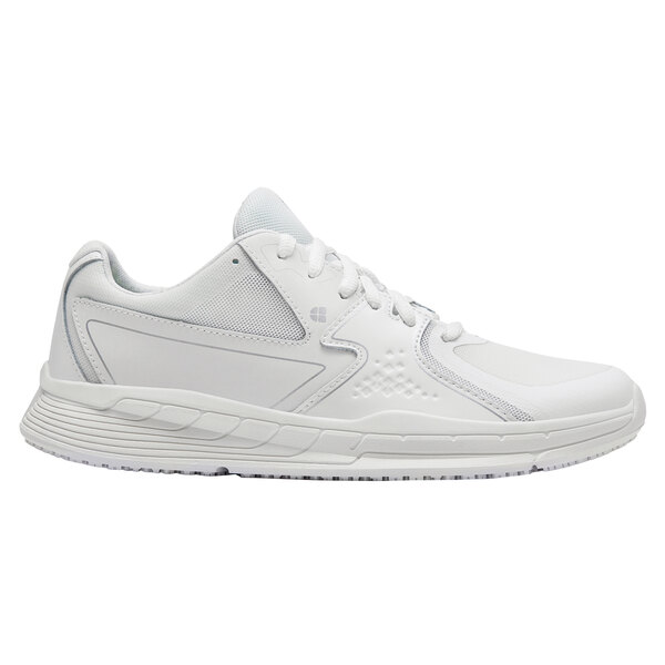 white non slip tennis shoes
