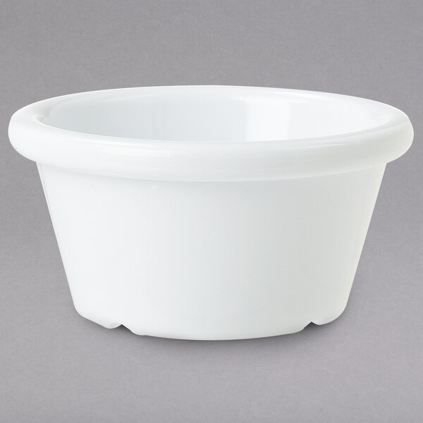 A white bowl with a white rim.