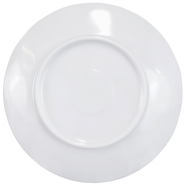 A white Elite Global Solutions round melamine plate with a circular pattern on the rim.