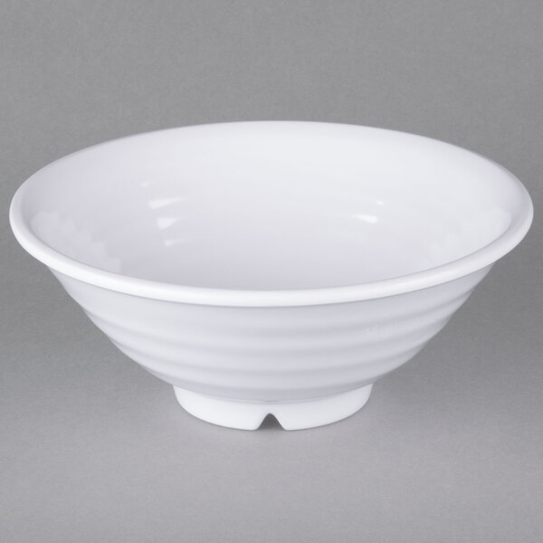 A white Carlisle melamine footed bowl.