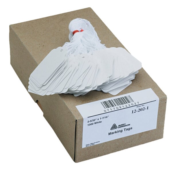 A white box of Avery white strung marking tags.