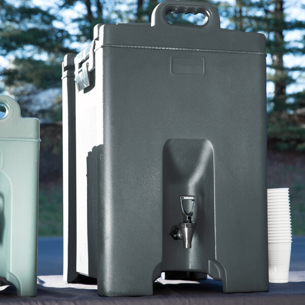 Carlisle XT1000059 Cateraide Slate Blue 10 Gallon Insulated Beverage