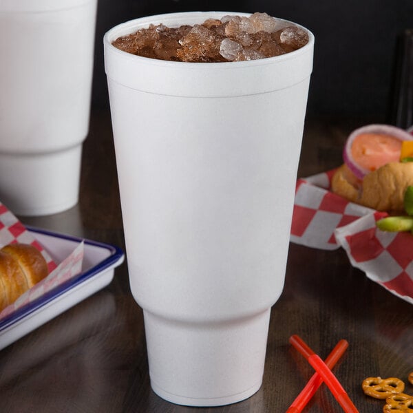 Dart 20 oz. Styrofoam Cups (25/Pack) - WebstaurantStore