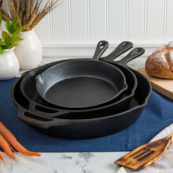 Valor 3Piece PreSeasoned Cast Iron Skillet Set Includes 8", 10 1/4