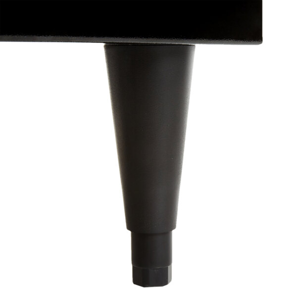 a black object with a black end