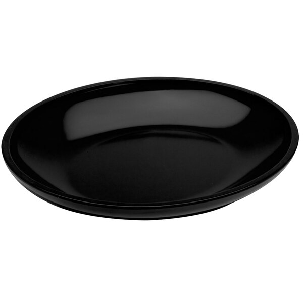 A black oval melamine bowl.