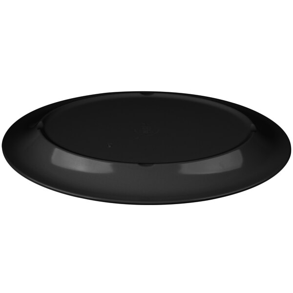 A black oval platter with a circular rim.