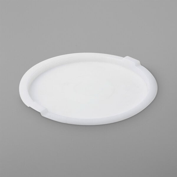 A white plastic lid for a round container.